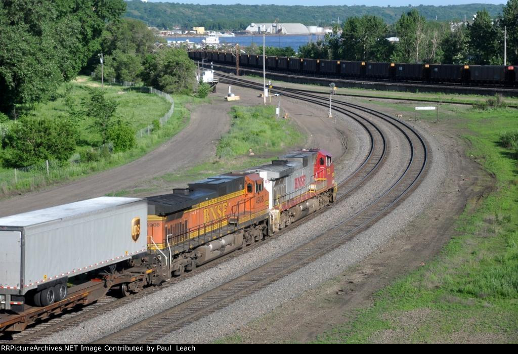 Z train cruises east through Division